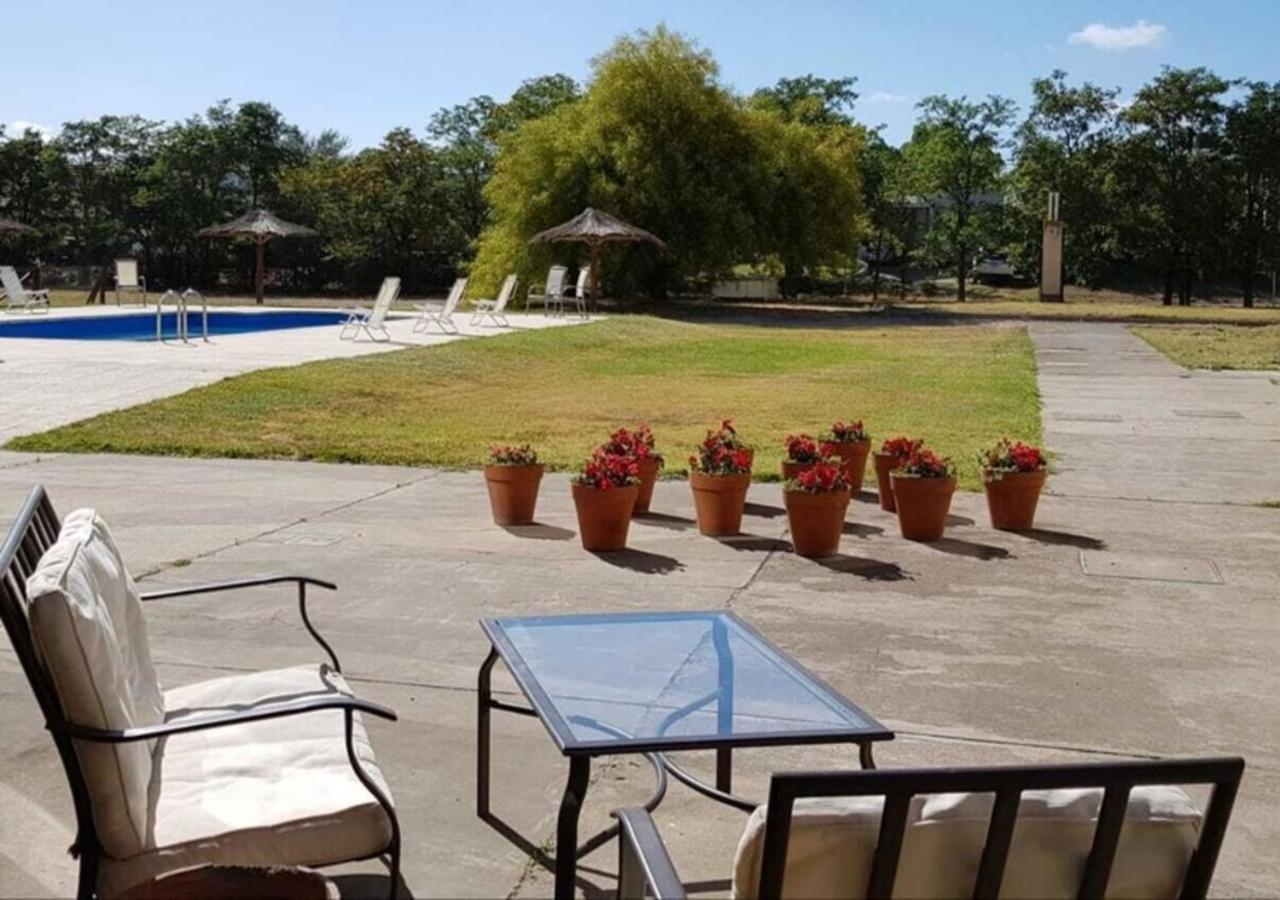 Paradores Austral Bahia Blanca Luaran gambar